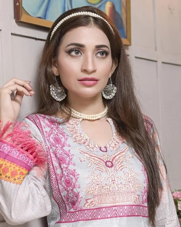 Ilma Jaffri Mahi From Parizaad Latest Pictures And Biography