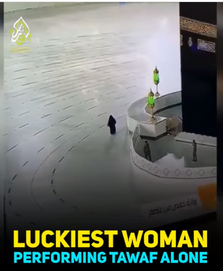 Luckiest Women Who Performing Tawaf Alone in Makkah