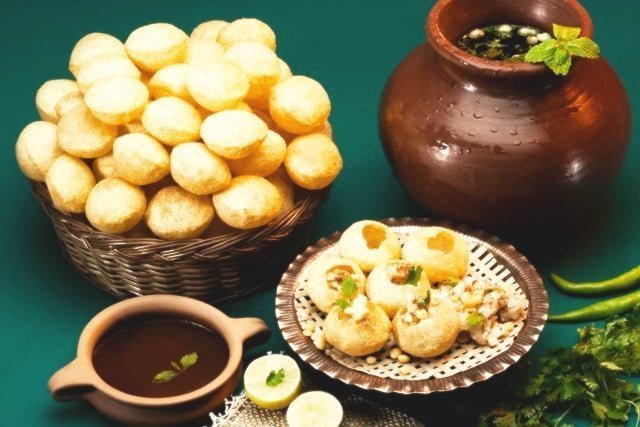 Mouthwatering Gol Gappa Recipe for a Perfect Snack